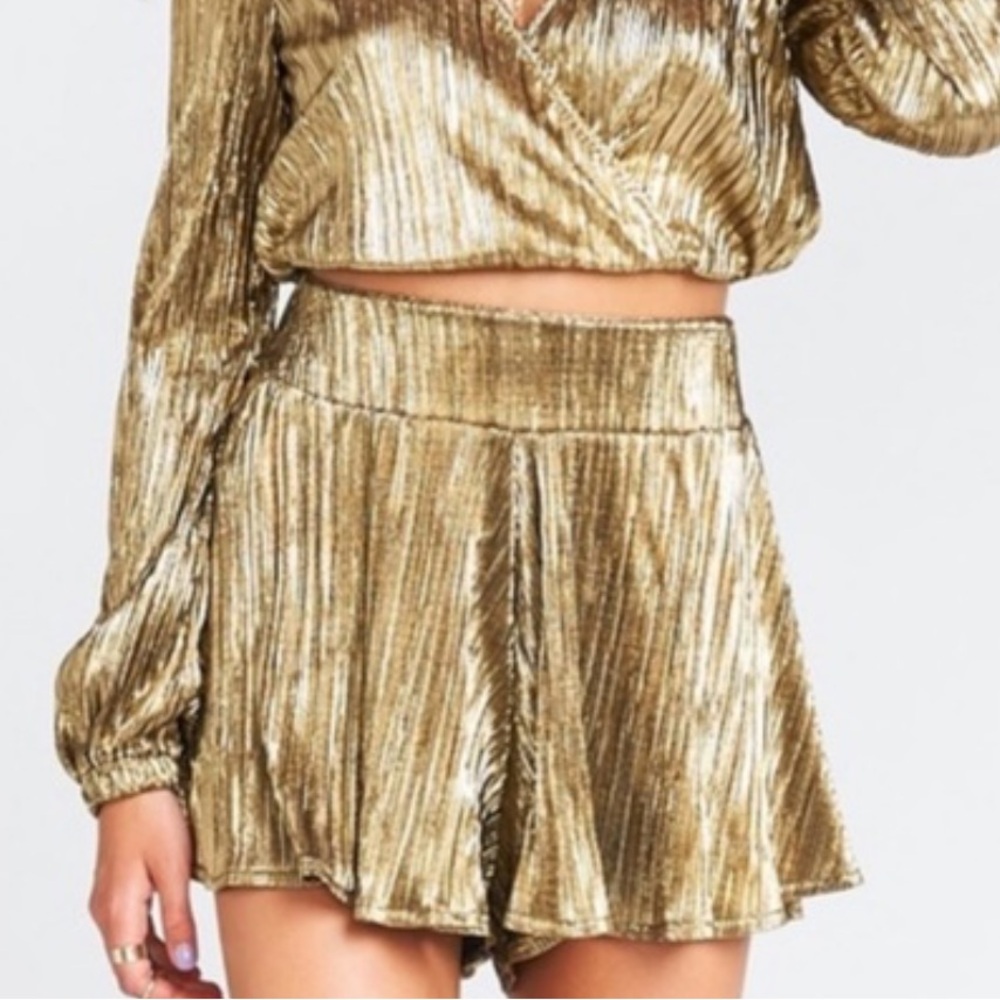 Show Me Your Mumu Carlos Swing Shorts Metallic Gold Flowy Pleated SIZE XL